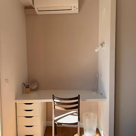 Grand T2 Calme Avec Balcon, Proche Plages Et Gares Appartement *