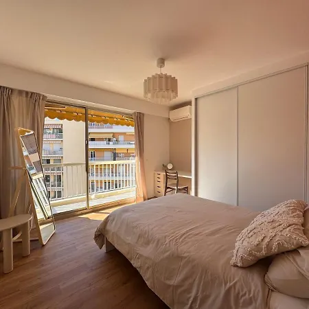 Grand T2 Calme Avec Balcon, Proche Plages Et Gares *